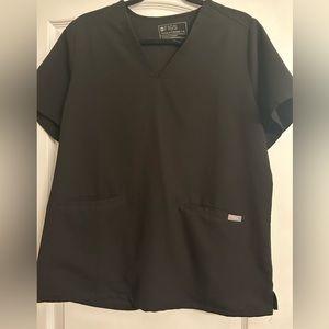 Like New women’s black x-large Casma Figs three pocket top.